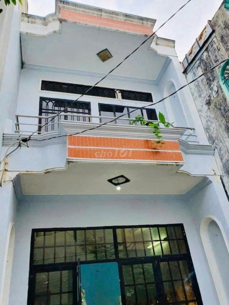 Nhà Nguyễn Văn Công DT 4*17,5m 62m2 1 Lầu Giá Hơn 4ty